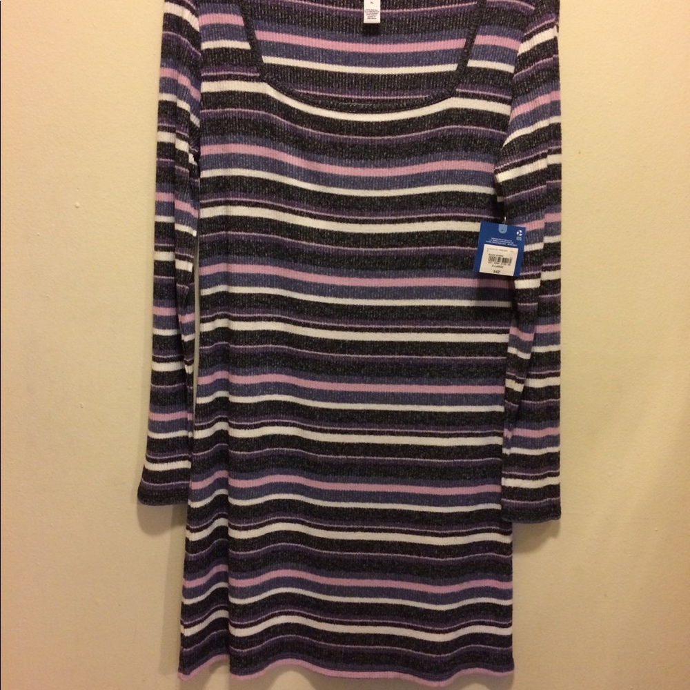 🆕 Junior Striped Bodycon Dress XL